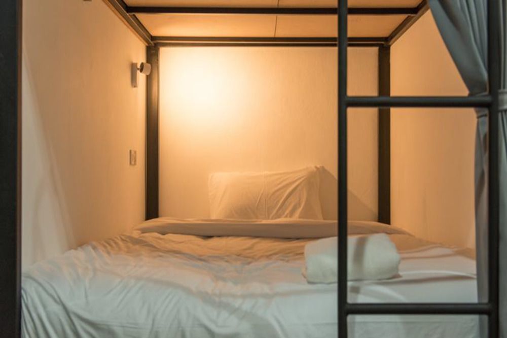 Holy Sheet Hostel بانكوك المظهر الخارجي الصورة